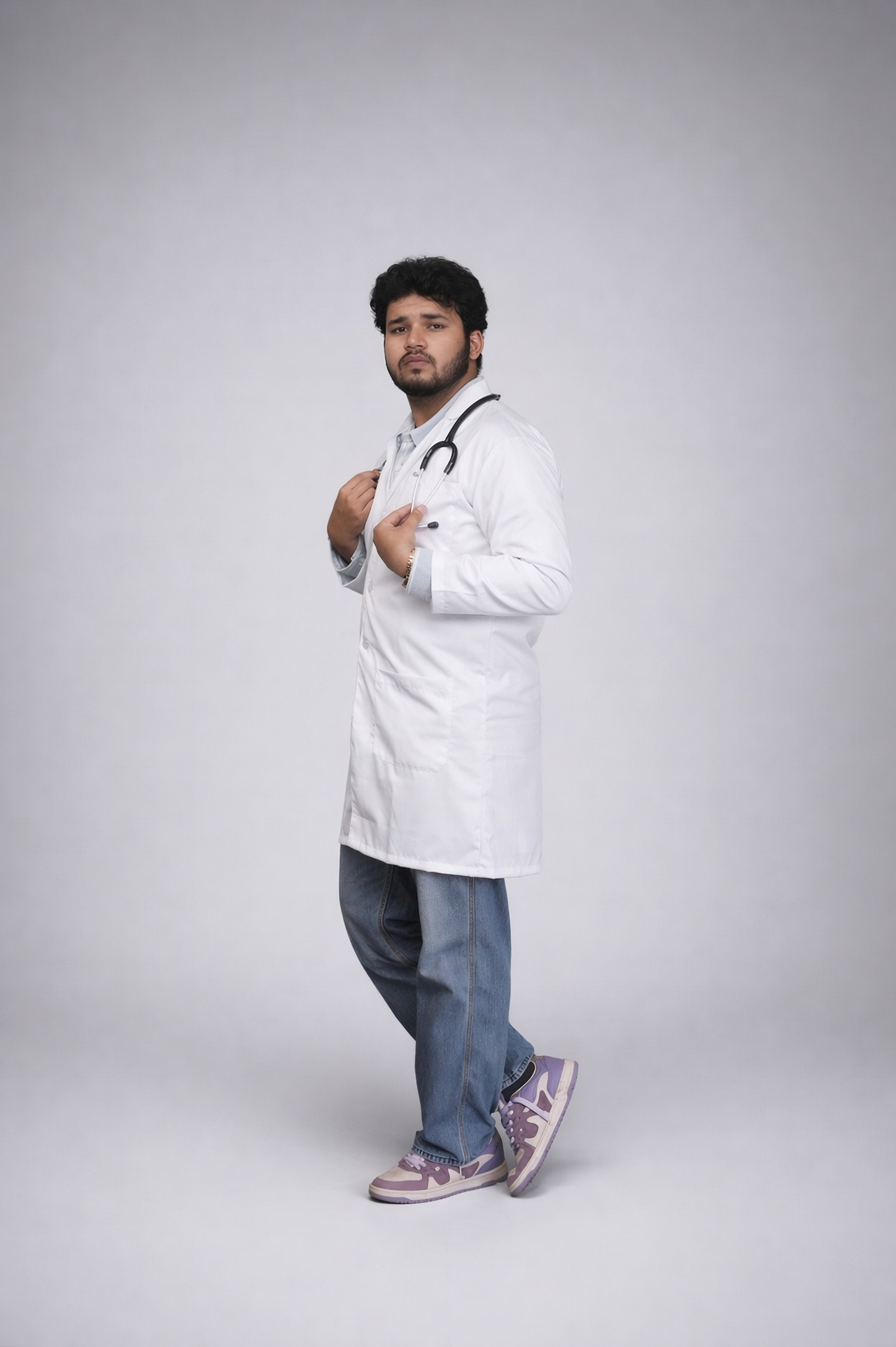 Knee Length | Men’s Lab Coat | CoreWeave